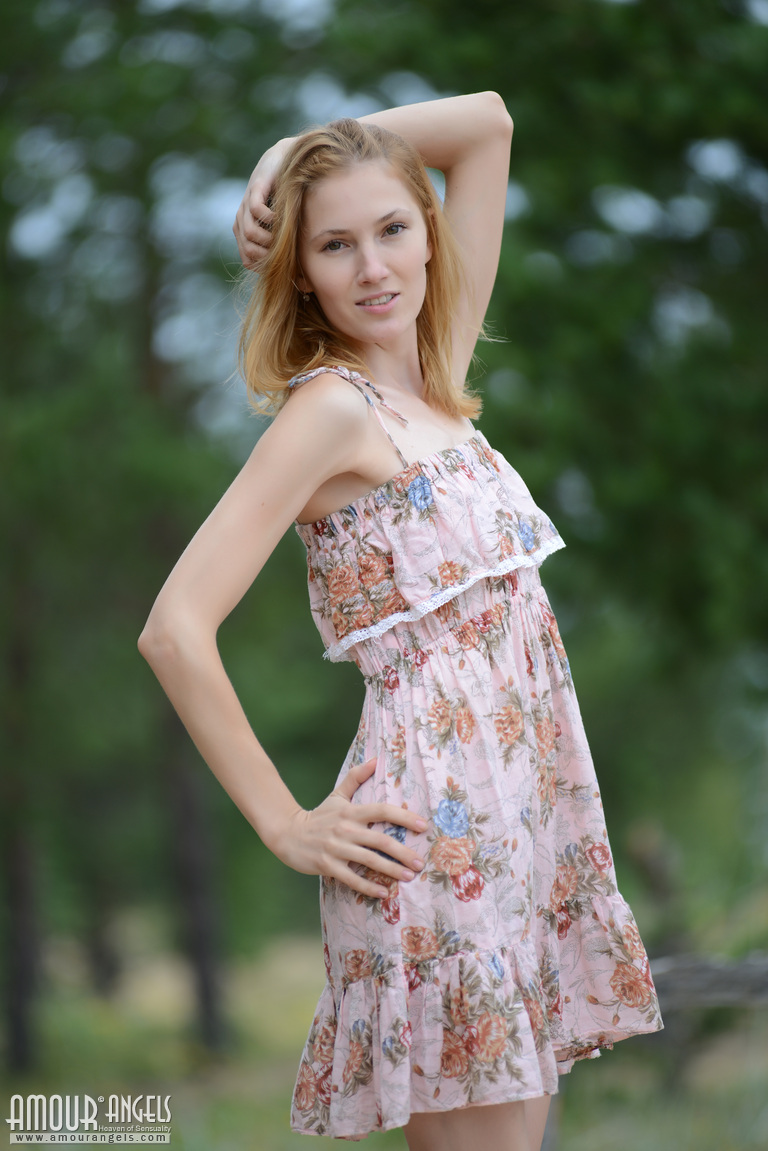 Inga: VANILLE. Beautiful slim cutie