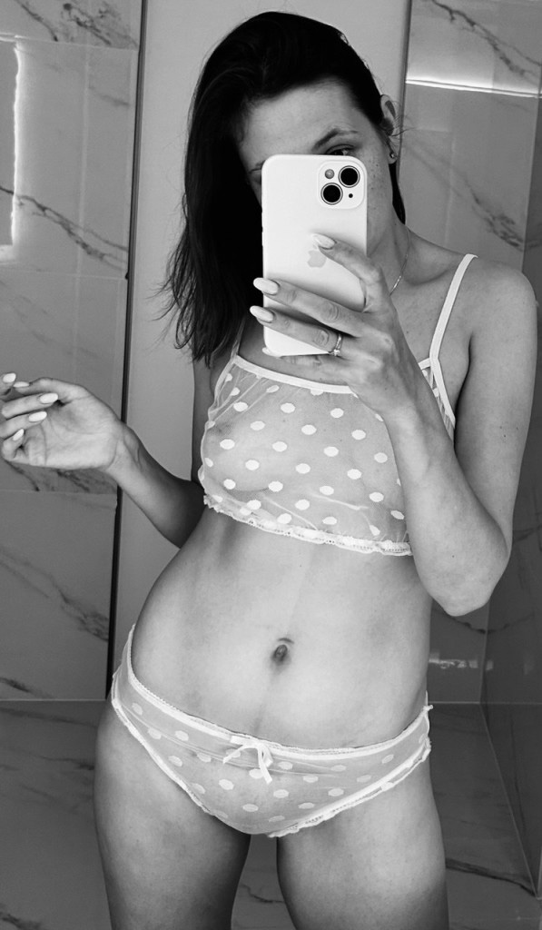 Naked russian amateur girls