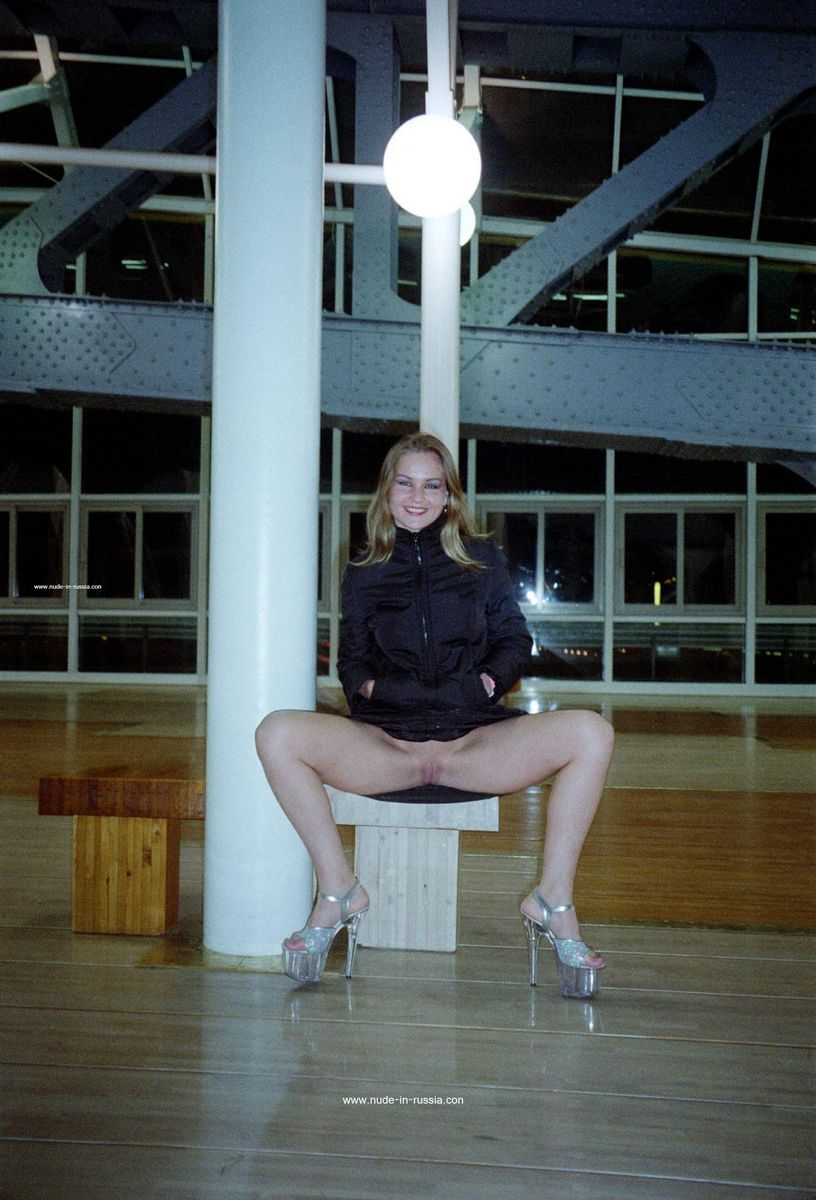 Sonja from NIR — Bogdan Khmelnitsky Bridge Moscow !