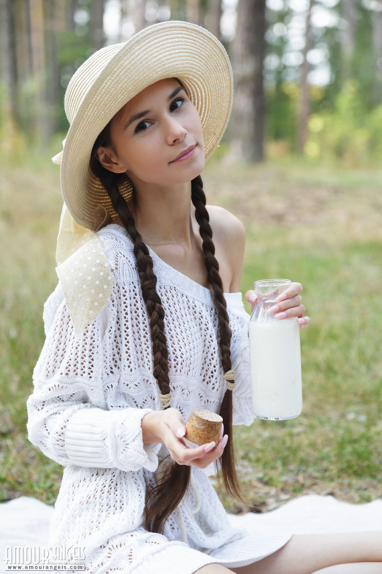 Leona Mia: RUSSIAN SEASONS. Brunette posing outdoors