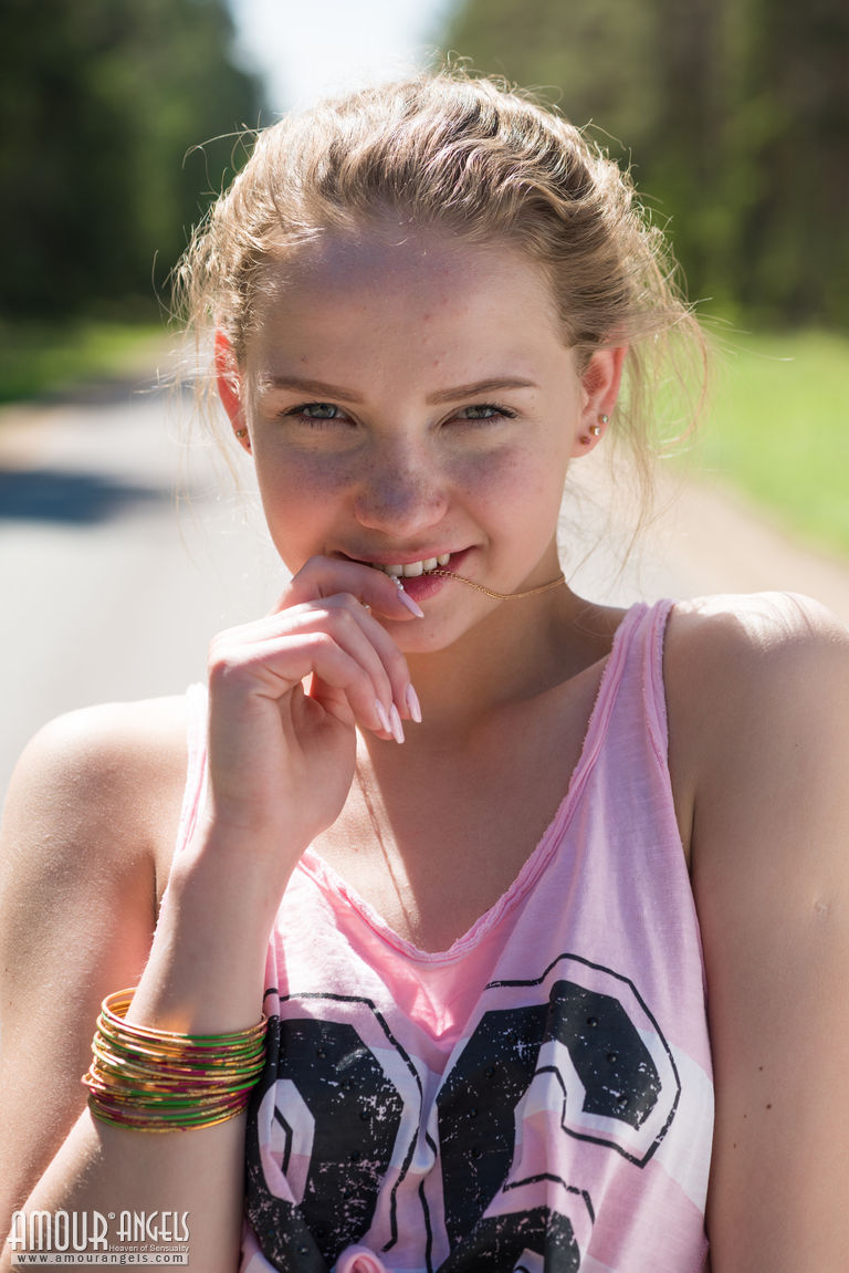 Faina: ROLLERDROME. The hottest skater ever