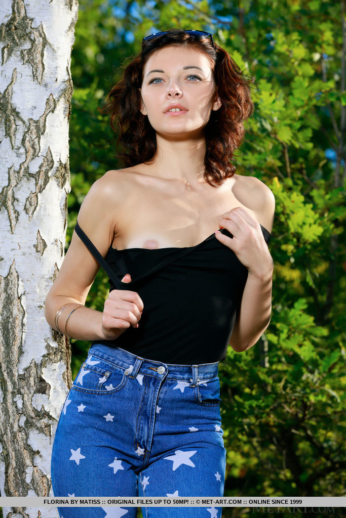 Top model Florina strips in the forest as she flaunts her nubile body.